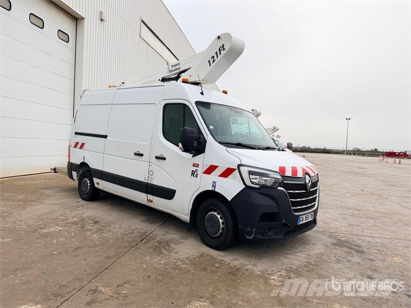 Renault 121F 10 m on Renault Master Camion Nacelle Bucket 车载式高空作业车