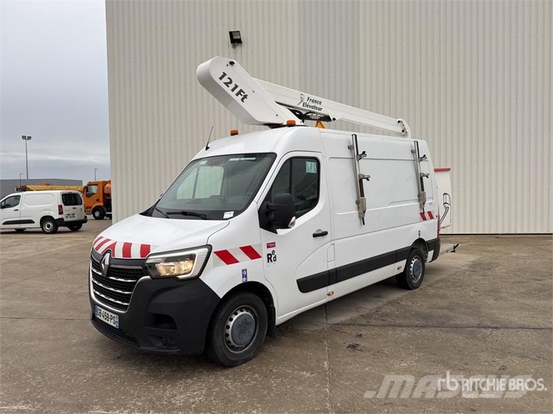 Renault 121F 10 m on Renault Master Camion Nacelle Bucket 车载式高空作业车