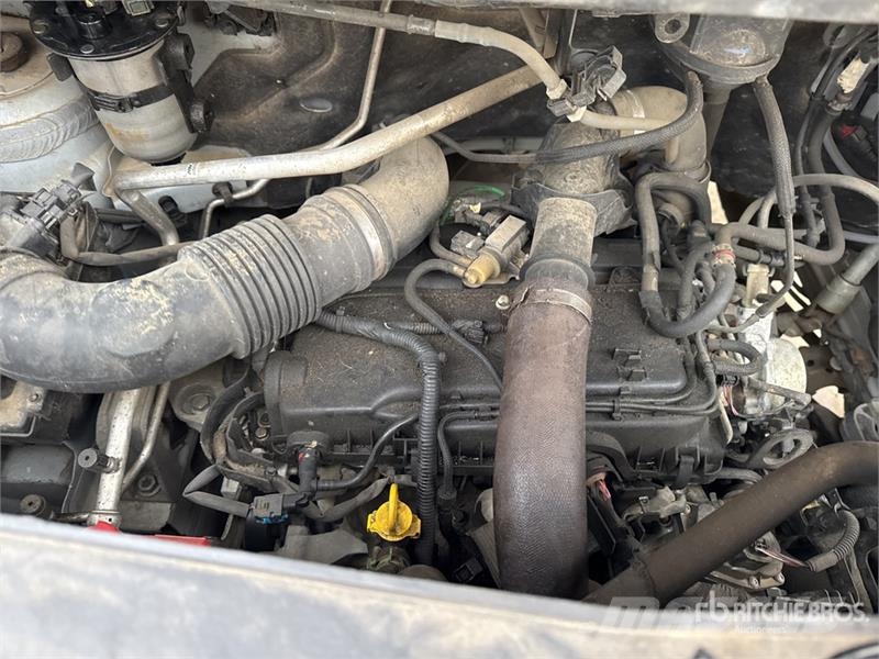 Renault 121FT 10 m on Renault Master Camion Nacelle Bucket 车载式高空作业车