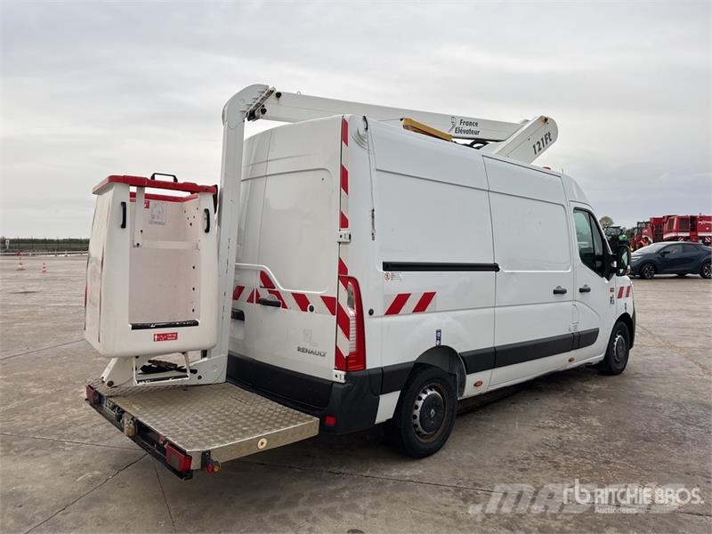 Renault 121FT 10 m on Renault Master Camion Nacelle Bucket 车载式高空作业车