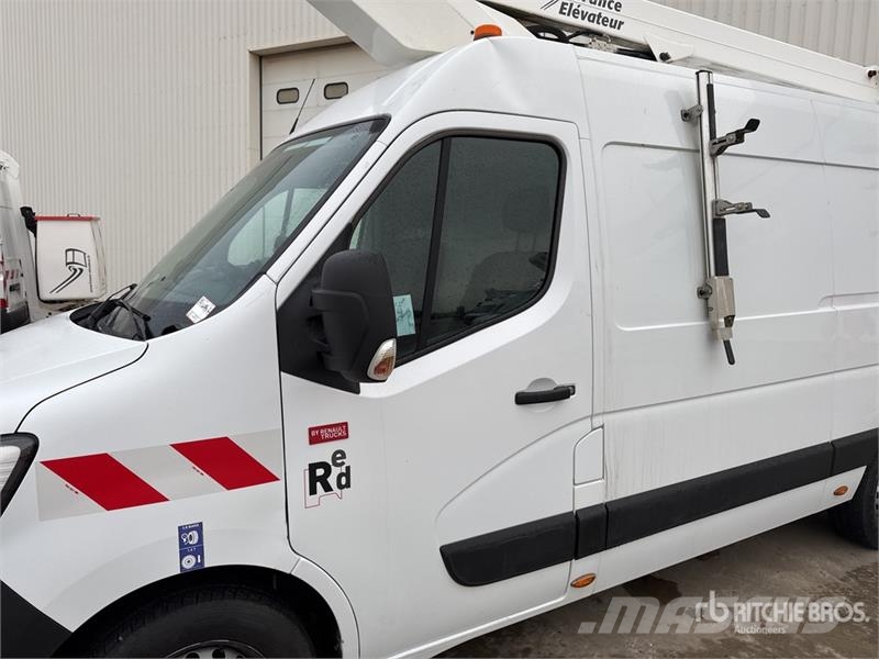 Renault 121FT 10 m on Renault Master Camion Nacelle Bucket 车载式高空作业车