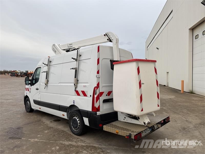 Renault 121FT 10 m on Renault Master Camion Nacelle Bucket 车载式高空作业车