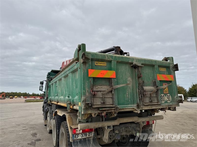 Renault 1560 3475 kg on Renault Kerax 410 DXi 8x4 Camion B Crane trucks