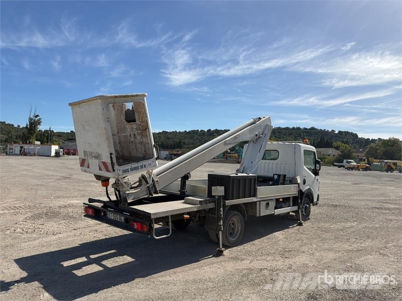 Renault 160 ALU 16 m on Renault Maxity DTI130 4x2 Camion N Billyftar