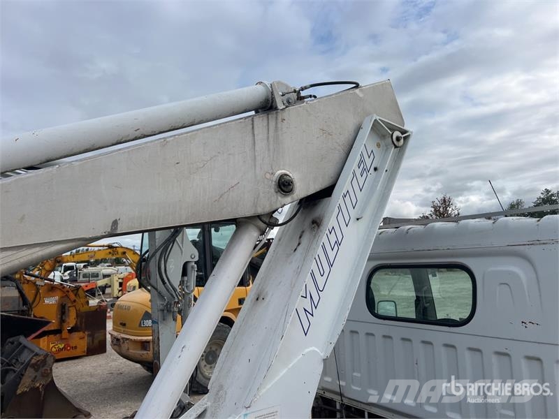 Renault 160 ALU/DS 16 m on Renault Maxity 110DXI Camion Na Piattaforme autocarrate