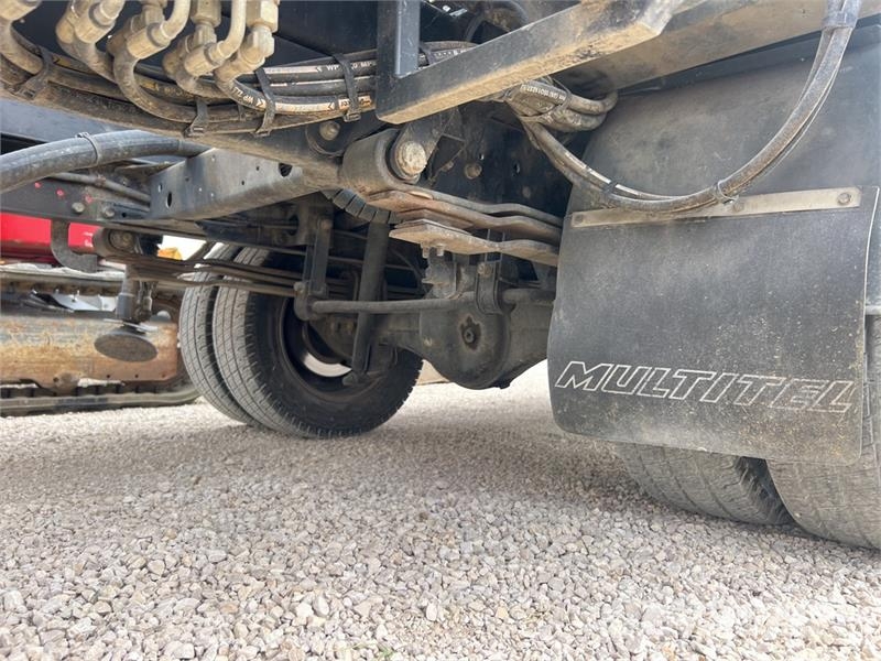 Renault 160 ALU/DS 16 m on Renault Maxity 110DXI Camion Na Piattaforme autocarrate