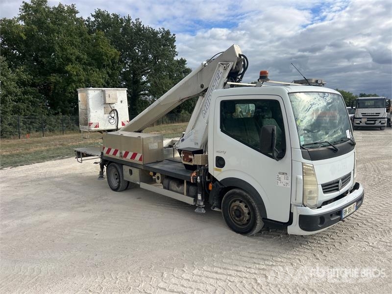 Renault 160 ALU/DS 16 m on Renault Maxity 110DXi Camion Na LKW-Arbeitsbühnen