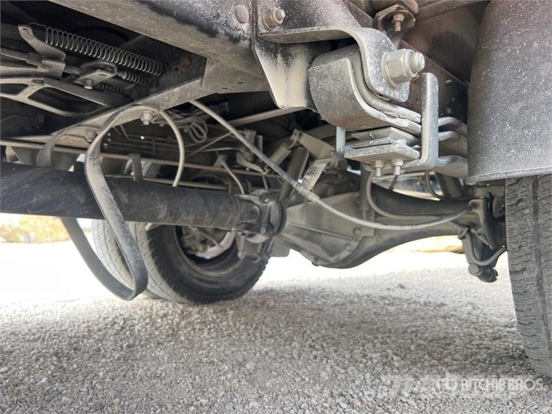 Renault 160 ALU/DS 16 m on Renault Maxity 110DXI Camion Na Piattaforme autocarrate