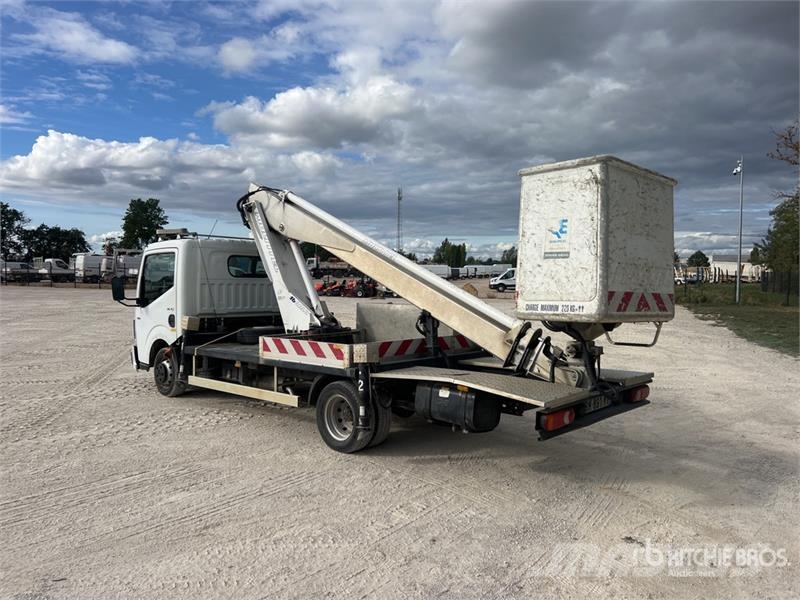 Renault 160 ALU/DS 16 m on Renault Maxity 110DXi Camion Na LKW-Arbeitsbühnen