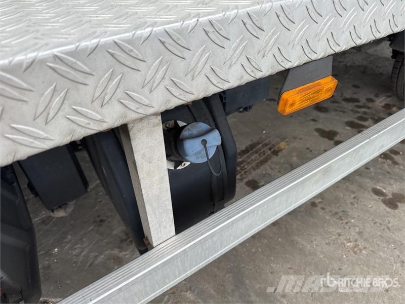 Renault 160Alu 16 m on Renault Maxity DTI130 Camion Nacell Εναέριες πλατφόρμες τοποθετημένες σε φορτηγό