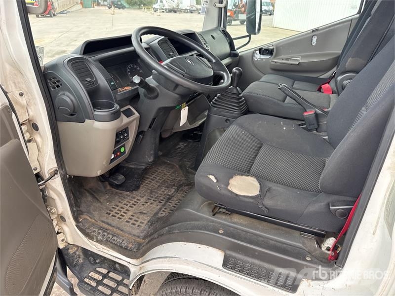 Renault 160Alu 16 m on Renault Maxity DTI130 Camion Nacell Εναέριες πλατφόρμες τοποθετημένες σε φορτηγό