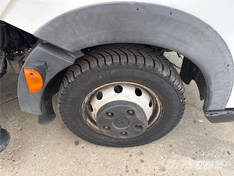 Renault 160ALU 16 m on Renault 110 DXi Camion Nacelle Buck Truck mounted platforms