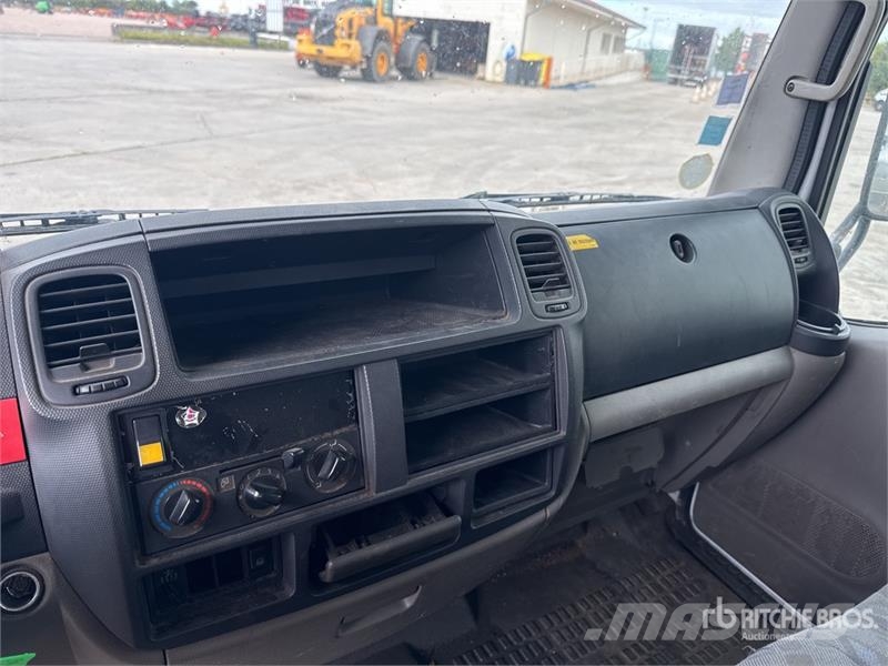 Renault 160ALU 16 m on Renault 110 DXi Camion Nacelle Buck Truck mounted platforms