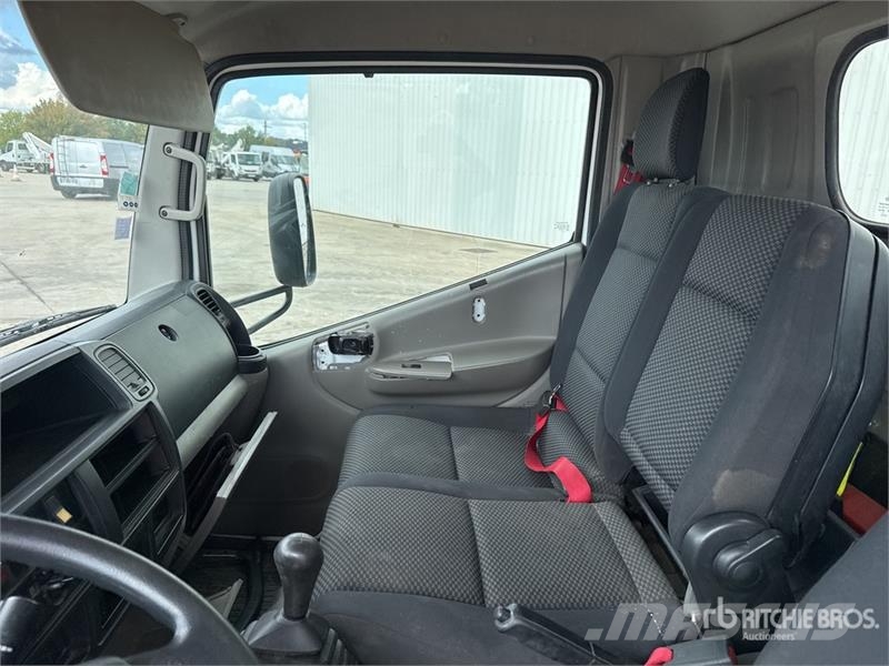 Renault 160Alu 16 m on Renault Maxity DTI130 Camion Nacell Εναέριες πλατφόρμες τοποθετημένες σε φορτηγό