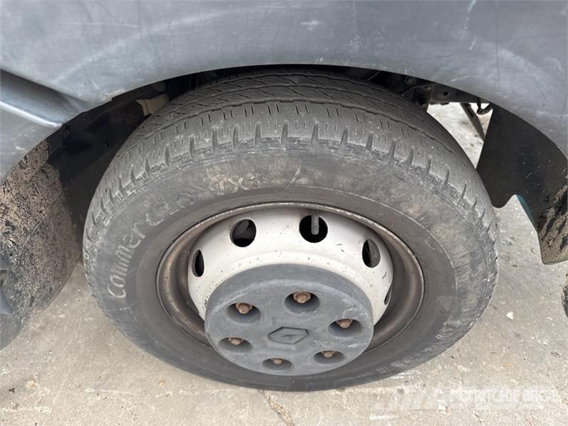 Renault 160Alu 16 m on Renault Maxity DTI130 Camion Nacell Εναέριες πλατφόρμες τοποθετημένες σε φορτηγό