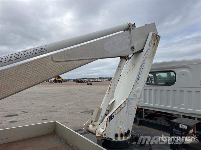 Renault 160ALU 16 m on Renault 110 DXi Camion Nacelle Buck Truck mounted platforms