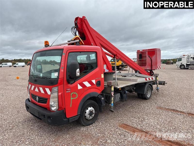Renault B200T 18 m on Renault Maxity DTI 130 4x2 Nacelle S Piattaforme autocarrate