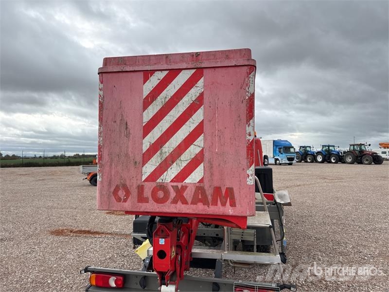 Renault B200T 18 m on Renault Maxity DTI 130 4x2 Nacelle S Piattaforme autocarrate