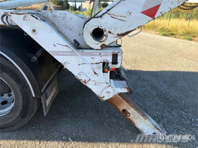 Renault C380 4x2 Camion Amplirol Roll-Off Truck شاحنات لوادر
