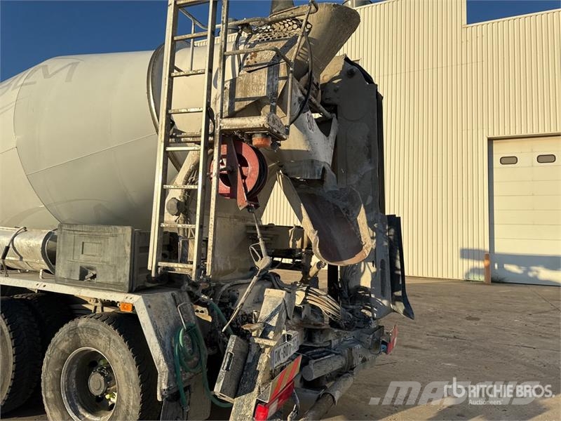 Renault C430 8x4 Camion Toupie Mixer Truck Автобетоновози
