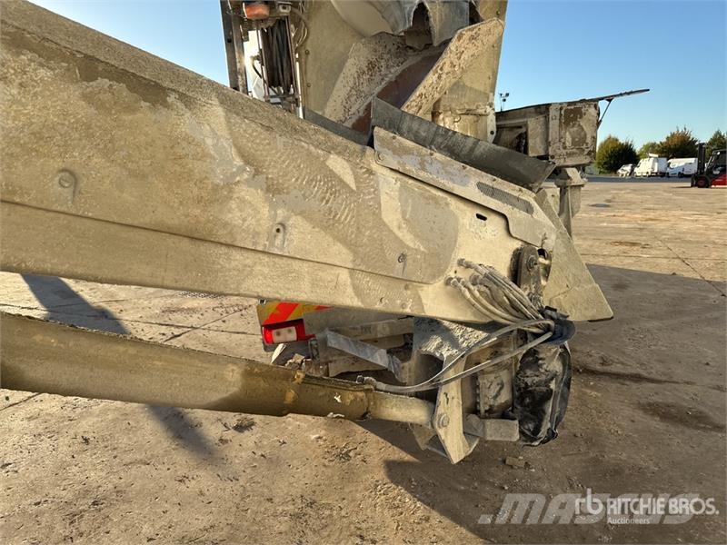 Renault C430 8x4 Camion Toupie Mixer Truck Автобетоновози
