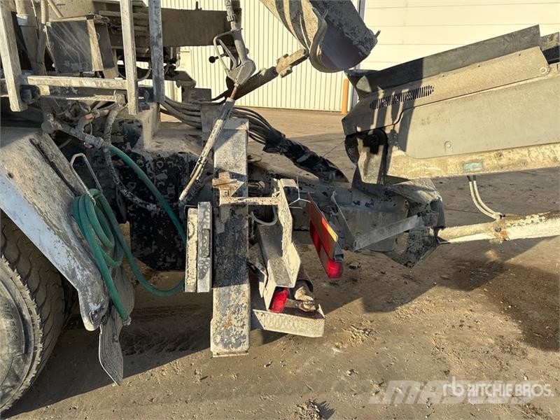 Renault C430 8x4 Camion Toupie Mixer Truck Автобетоновози
