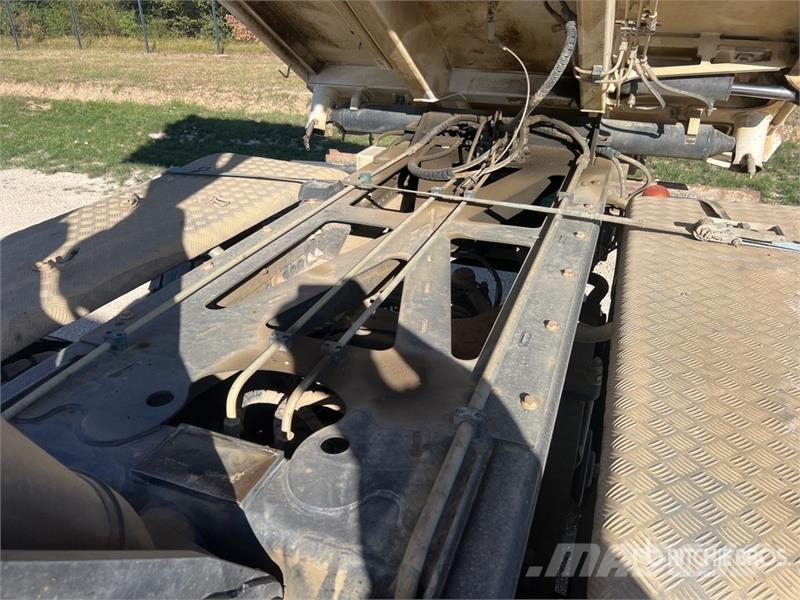 Renault C440 Comfort 8x4 Camion Bi Benne Tri/A Dump Truck Camion benne