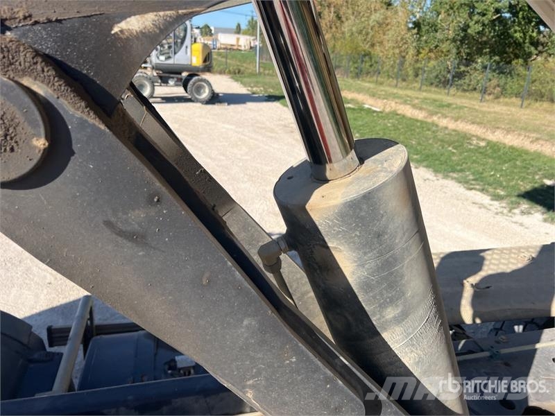 Renault C440 Comfort 8x4 Camion Bi Benne Tri/A Dump Truck Camion benne