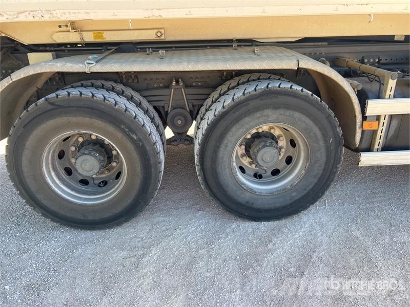 Renault C440 Comfort 8x4 Camion Bi Benne Tri/A Dump Truck Camion benne
