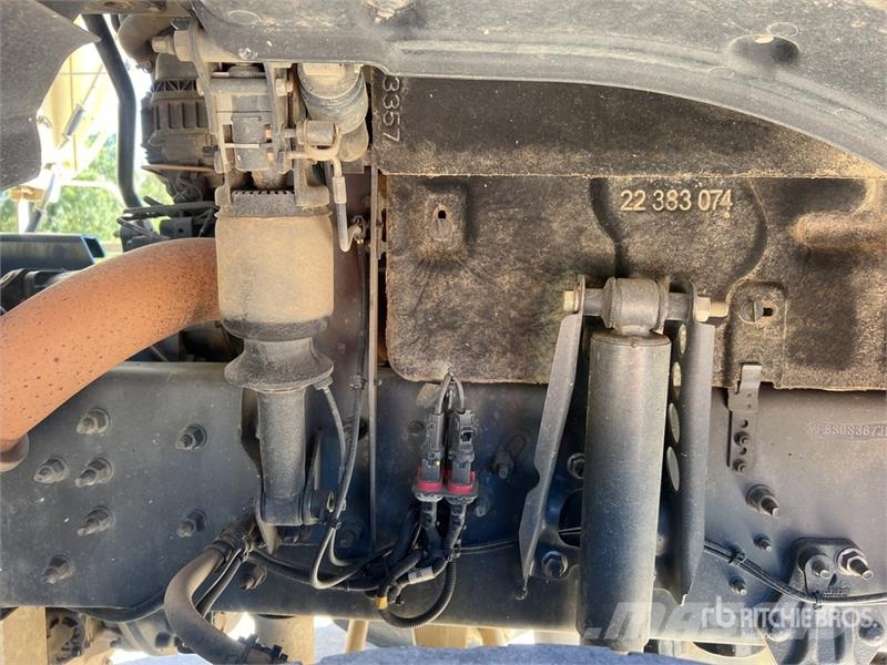 Renault C440 Comfort 8x4 Camion Bi Benne Tri/A Dump Truck Camion benne