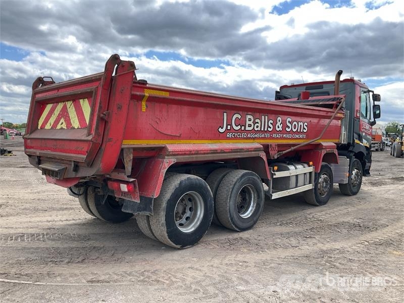 Renault C460 8x4 Twin-Steer Tri/A Dump Truck Tipper trucks