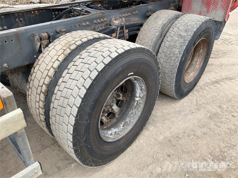 Renault C460 8x4 Twin-Steer Tri/A Dump Truck Tipper trucks