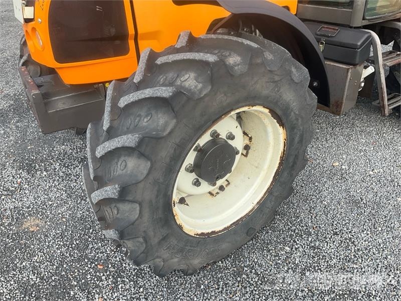 Renault Celits 436 RX 4WD Tractor Tractores