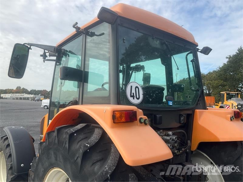 Renault Celits 436 RX 4WD Tractor Tractores