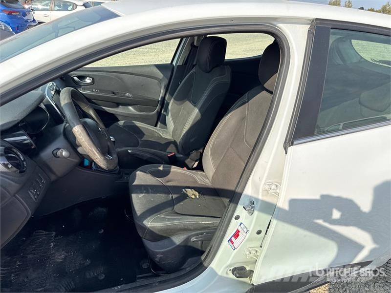 Renault Clio Osobní vozy
