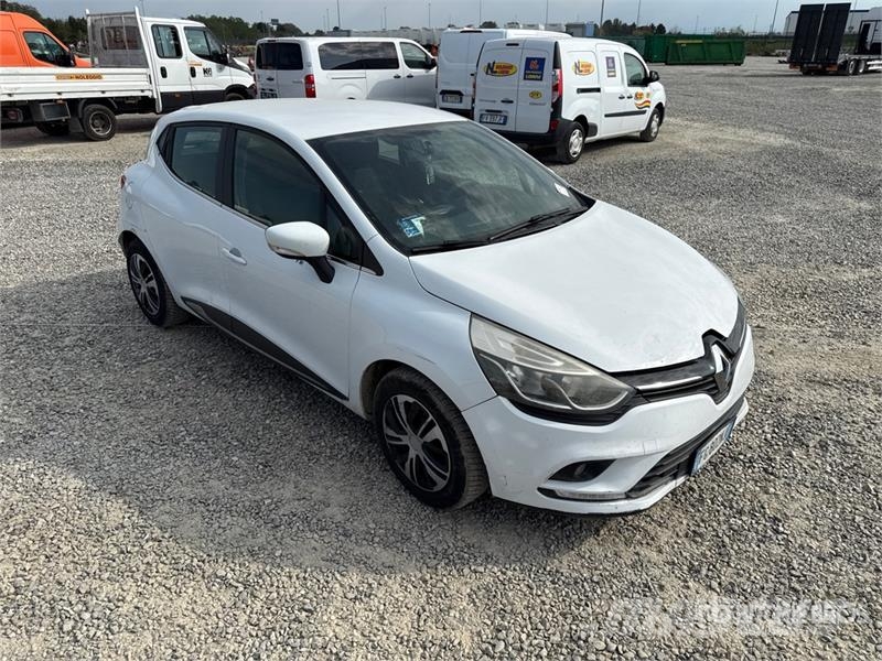 Renault Clio Osobní vozy