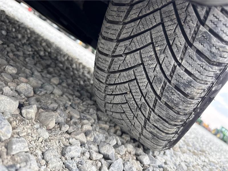 Renault Clio Cars