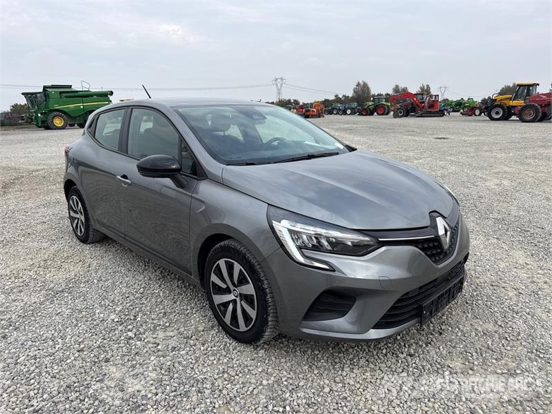 Renault Clio Cars