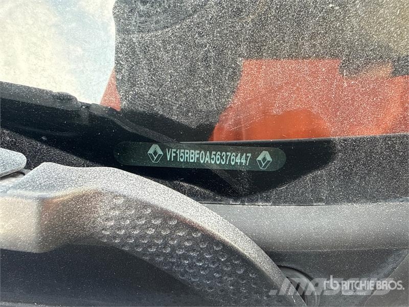 Renault Clio Osobní vozy
