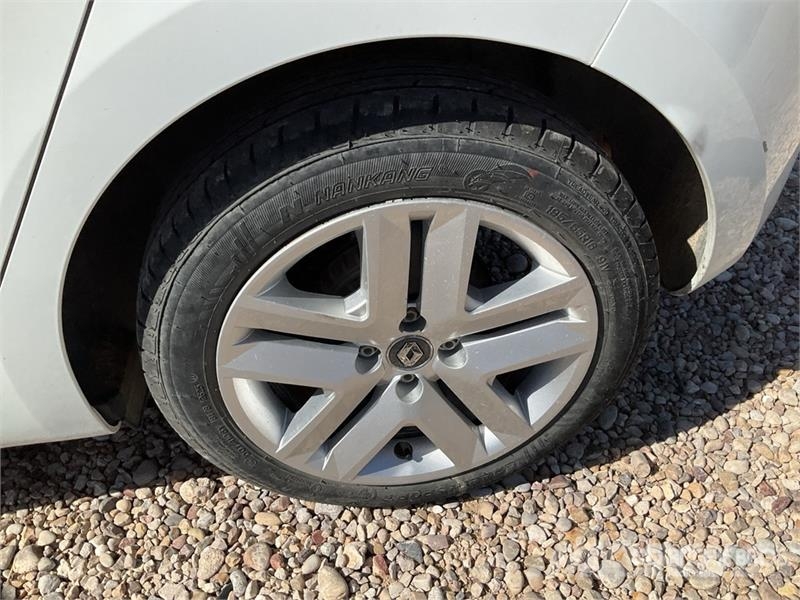 Renault Clio Carros