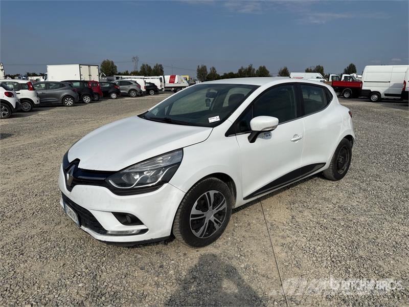 Renault Clio Osobní vozy