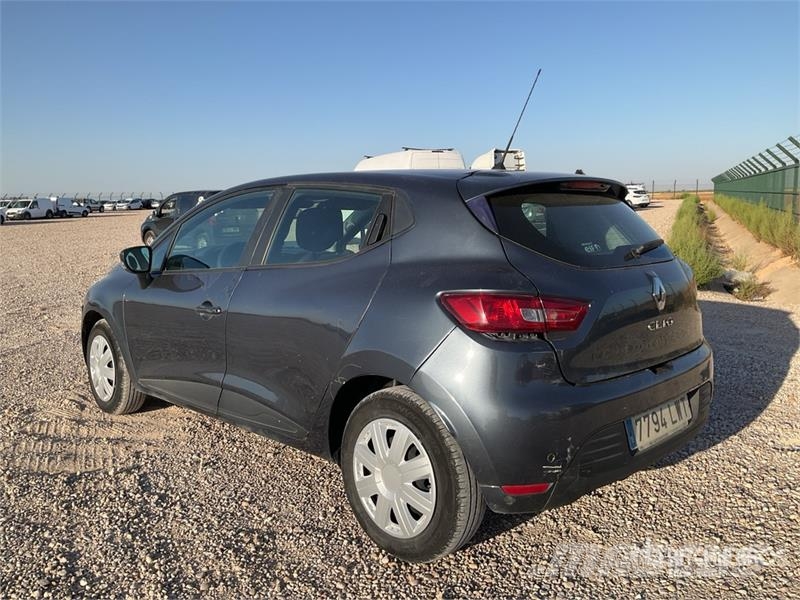 Renault Clio Carros