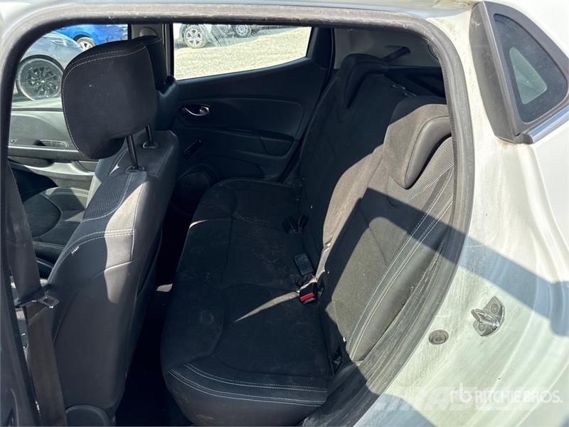 Renault Clio Osobní vozy