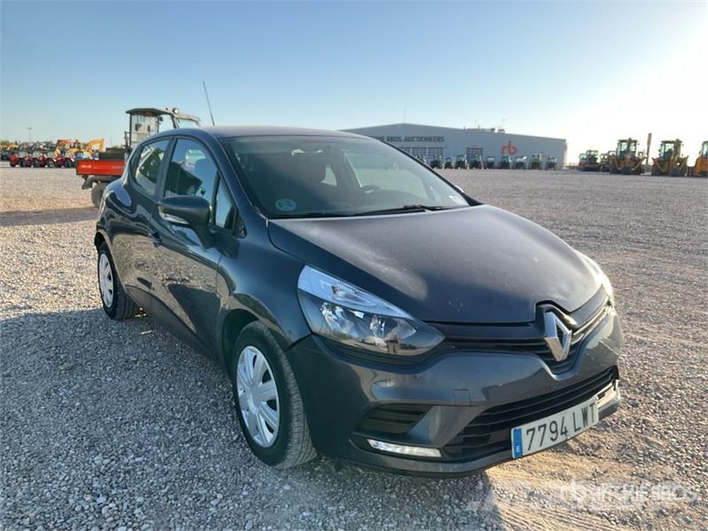 Renault Clio Carros