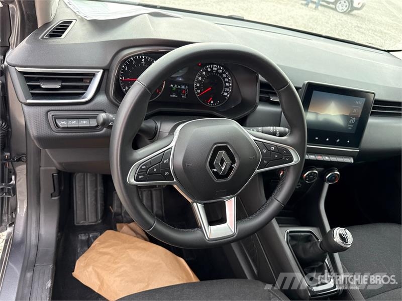 Renault Clio Cars