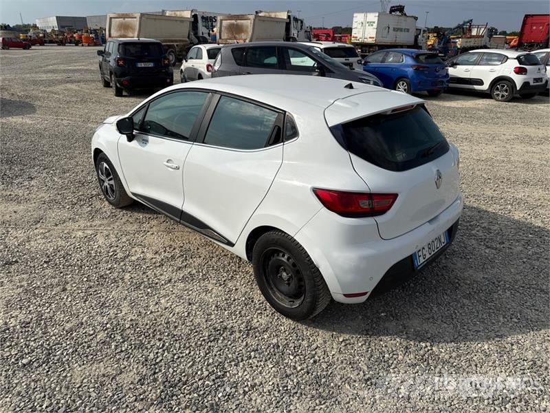 Renault Clio Osobní vozy