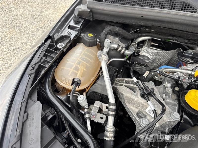 Renault Clio Cars