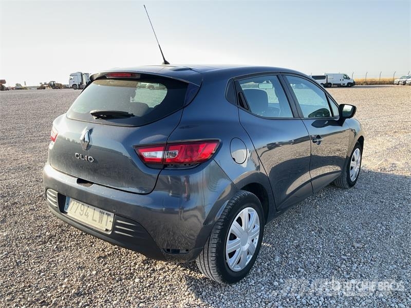 Renault Clio Carros
