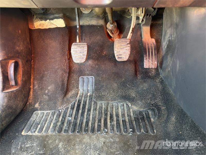 Renault Clio 4 Vehicule Utilitaire Cargo Van Furgonetas cerradas