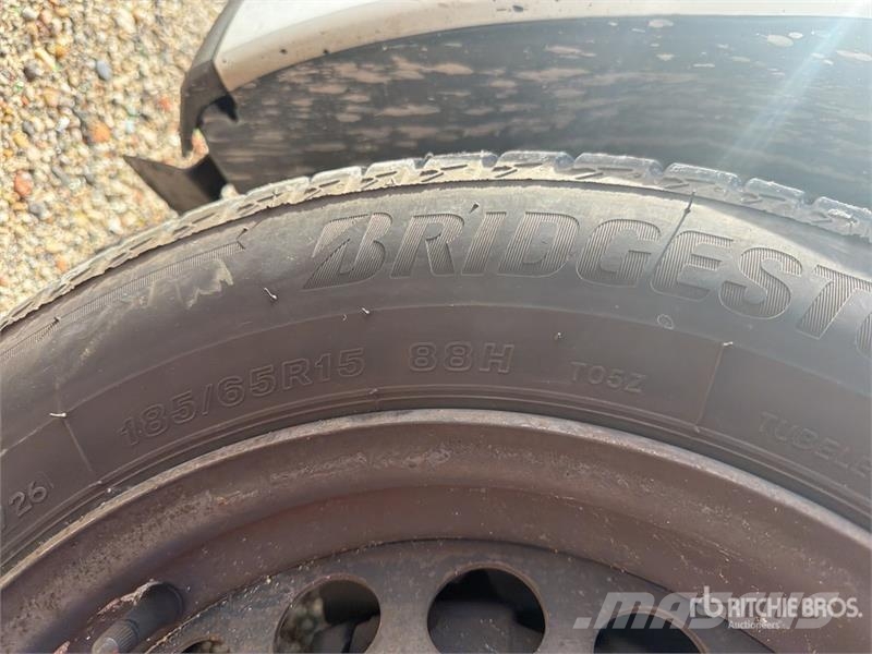 Renault Clio 4 Vehicule Utilitaire Cargo Van Furgonetas cerradas